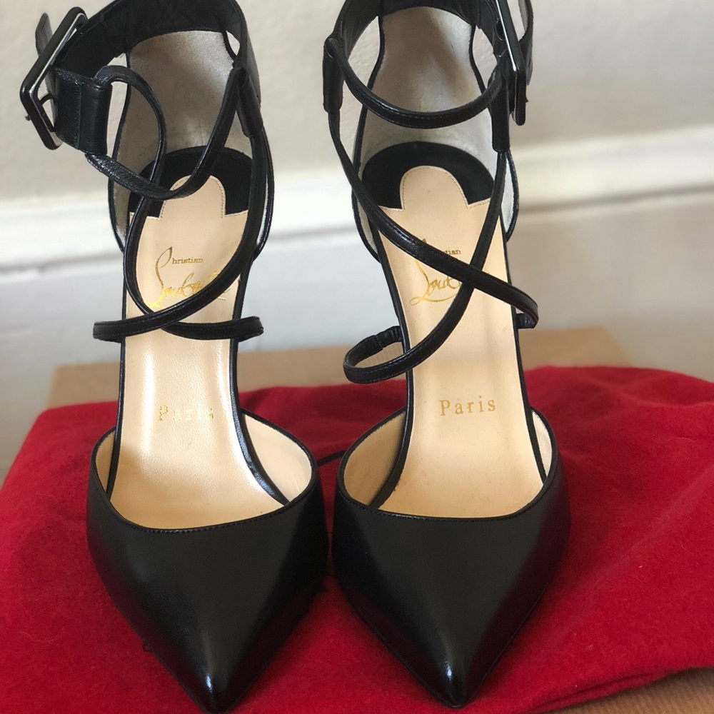 “Suzanna” Never Worn cutaway heel